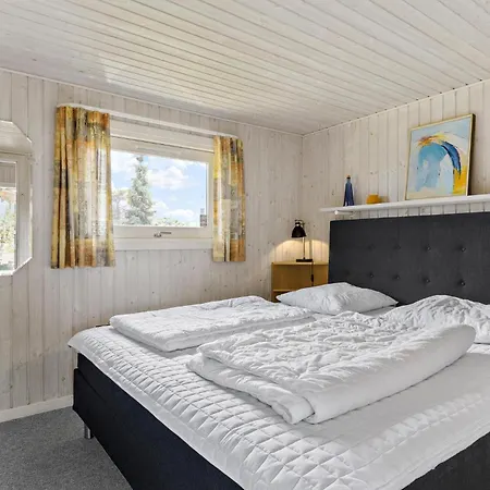 Holiday home Stunning In With Sauna