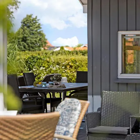 Ferienhaus Atemberaubendes Haus In Mit *