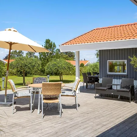 Ferienhaus Atemberaubendes Haus In Mit *